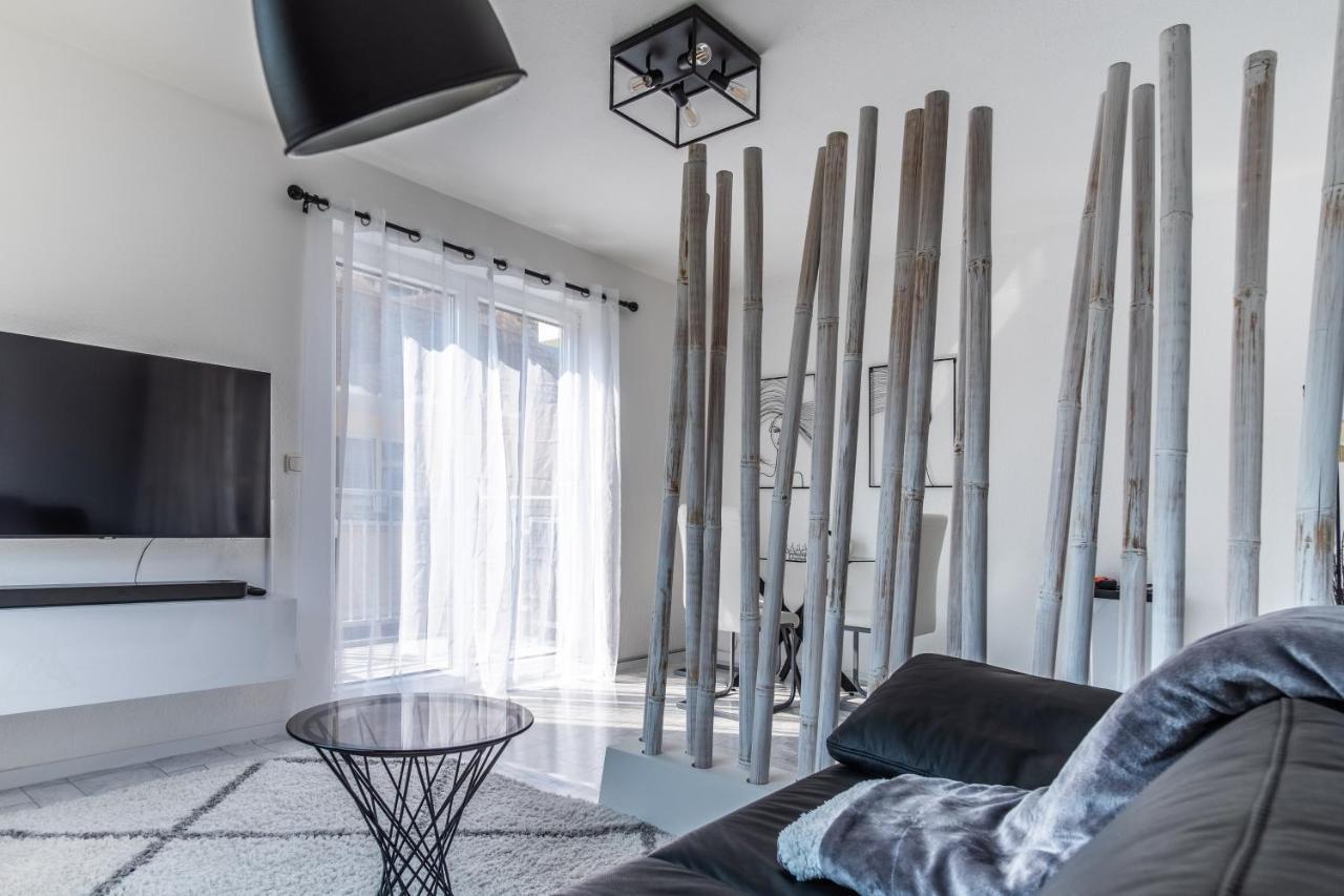 Arbeitsplatz, Balkon, Tiefgarage Naehe Neue Messe Apartment ไลป์ซิก ภายนอก รูปภาพ